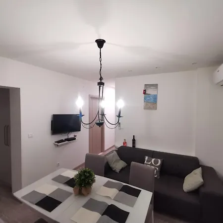 아파트 Matej Apartmen-balcony With View And Free Parking 스플리트