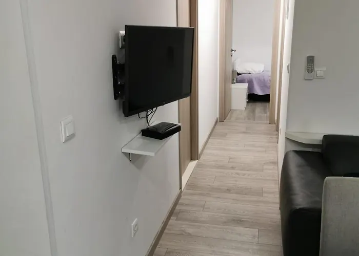 Matej Apartmen-balcony With View And Free Parking