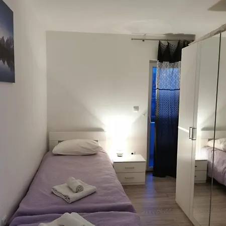 Matej Apartmen-balcony With View And Free Parking