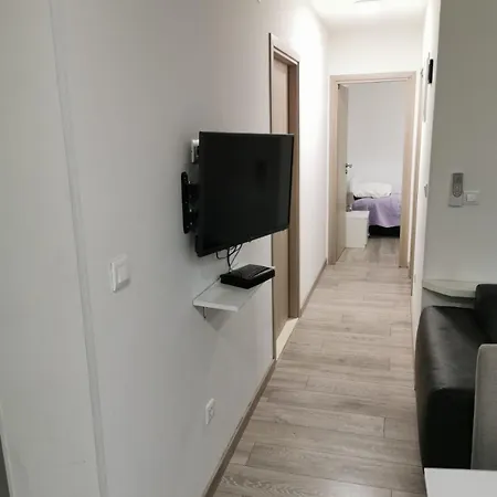 Appartement Matej Apartmen-balcony With View And Free Parking