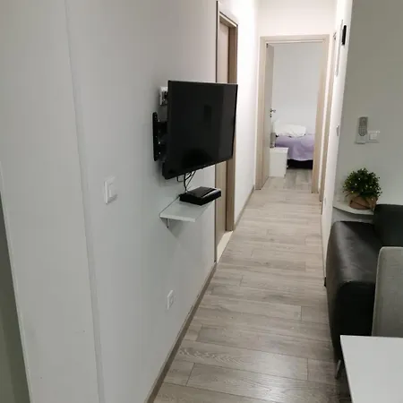 Appartement Matej Apartmen-balcony With View And Free Parking